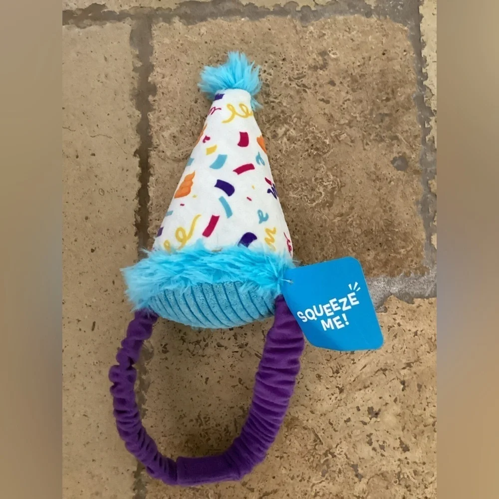 NEW-Birthday Velcro squeak dog hat-SZ L
